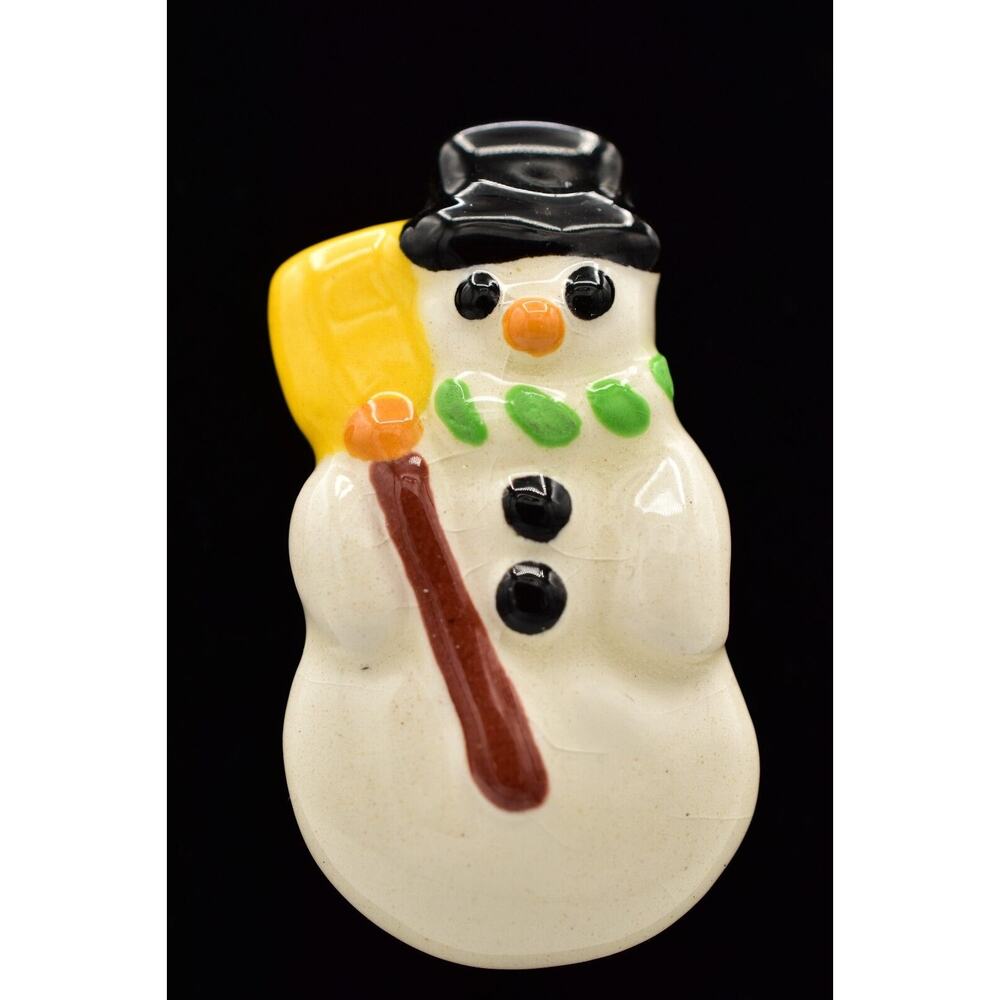 Flying Colors Vintage Snowman Pin Brooch Christmas Holiday Ceramic Signed BinAH
